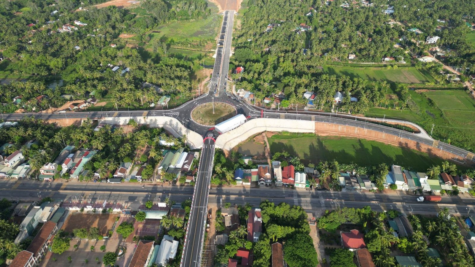 Đầu tư hơn 1.000 tỷ làm đường ven biển nối Bình Định - Quảng Ngãi