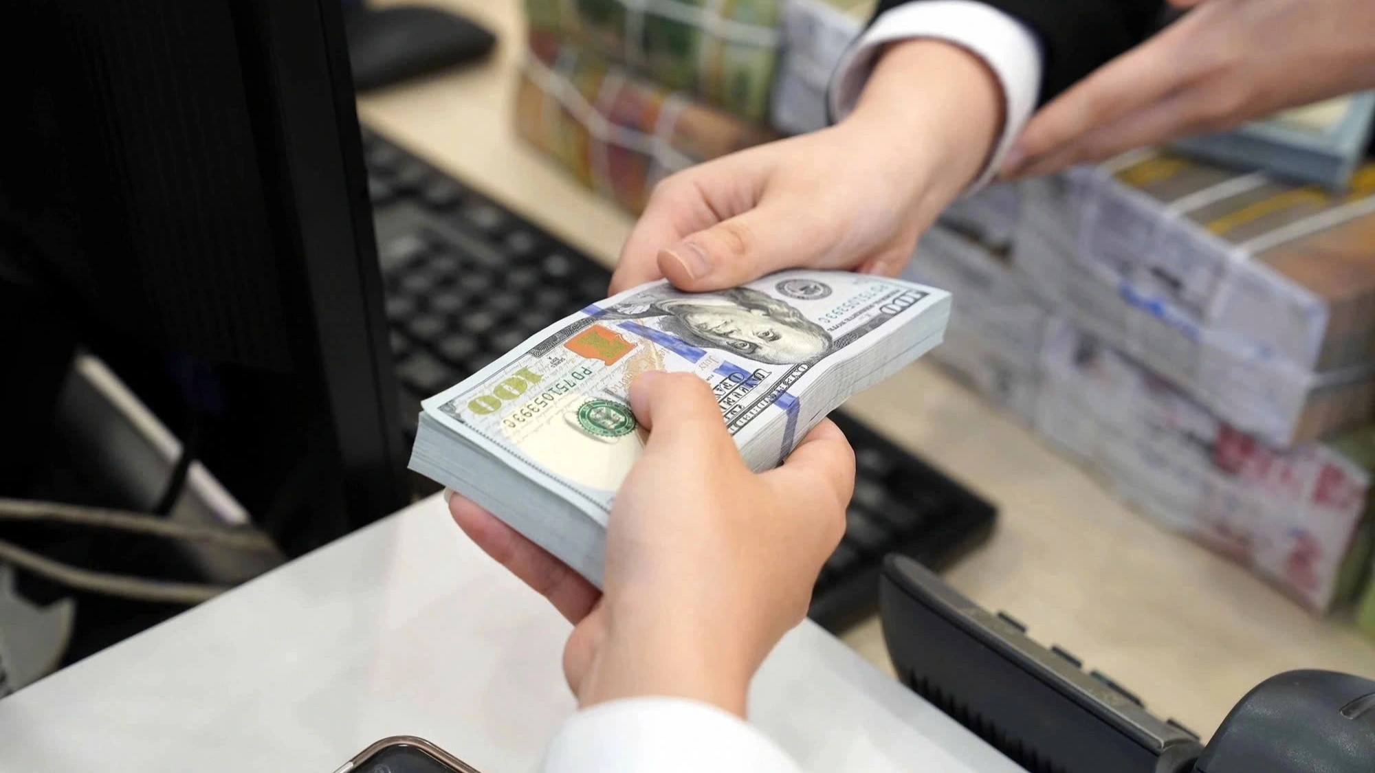 TP. HCM đón gần 8 tỷ USD kiều hối trong 9 tháng