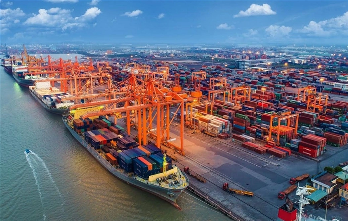 Xuất nhập khẩu Việt Nam có thể đạt mốc 920 tỷ USD trong năm 2025, lọt top 15 thế giới