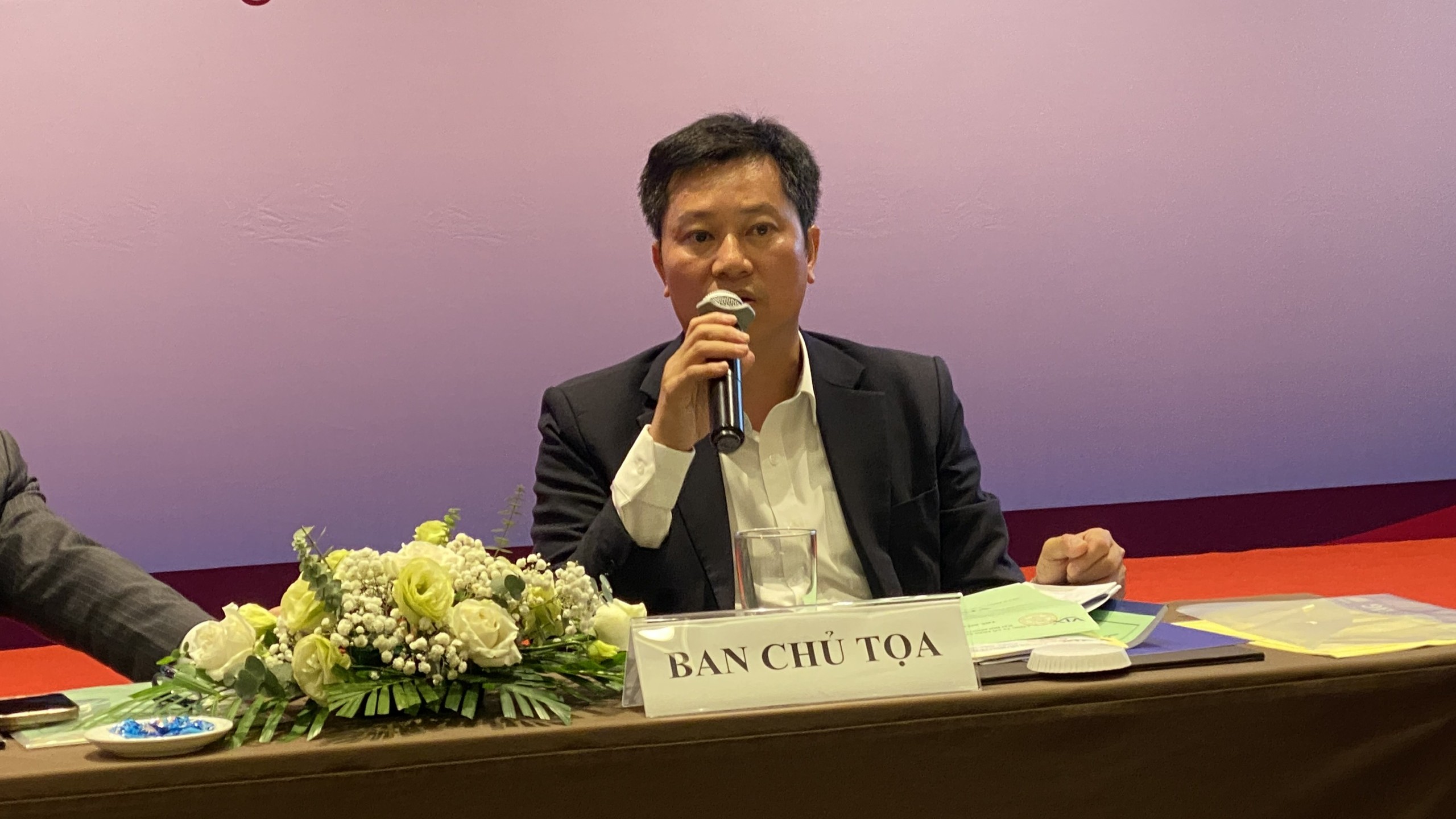 Sếp VIX: Chia cổ tức bằng cổ phiếu là tối ưu, cổ đông cần tiền có thể bán cổ phiếu