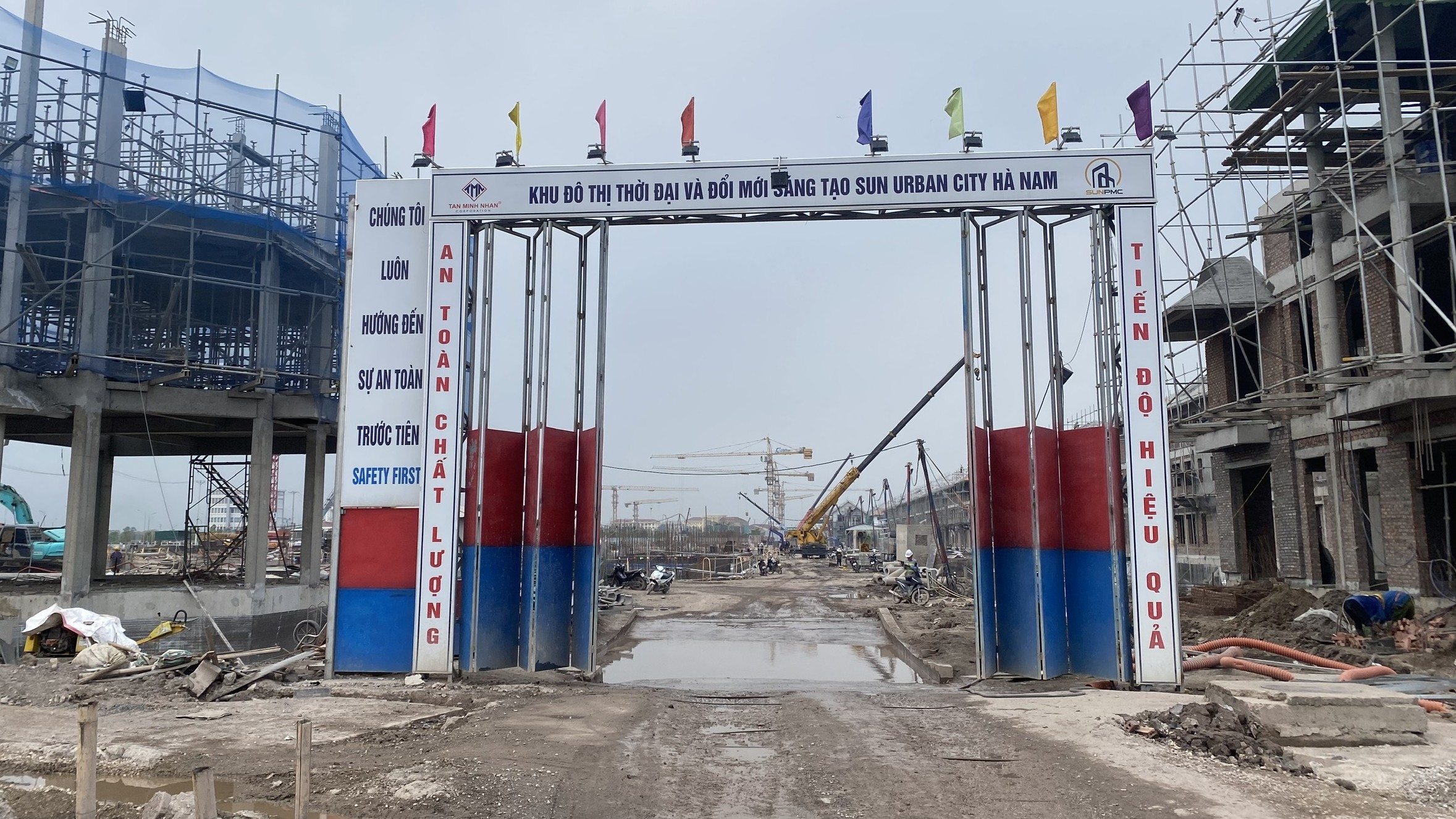 Sun Group báo lãi 850 tỷ đồng trong năm 2024, mỗi ngày "bỏ túi" hơn 2,3 tỷ đồng