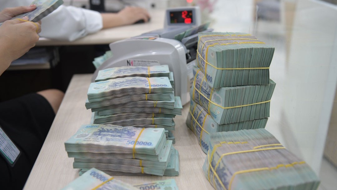 NHNN hút ròng hơn 20.000 tỷ đồng, lãi suất liên ngân hàng duy trì dưới 3%