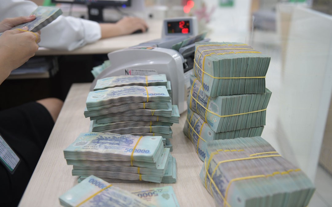 Loạt doanh nghiệp sắp chốt quyền trả cổ tức tiền mặt, tỷ lệ cao nhất 30%
