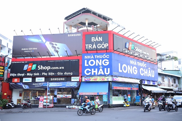 
									 FPT Retail đạt kết quả tích cực trong nửa đầu năm 2025, củng cố đà tăng trưởng bền vững
								 