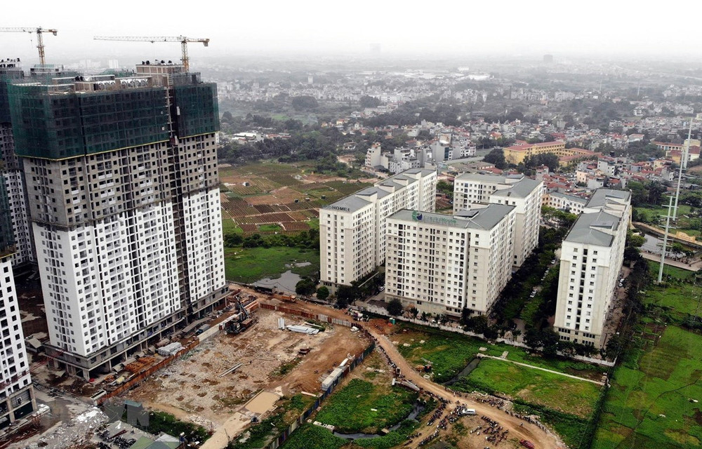 
									 
									 Dự thảo sửa đổi Luật Đất đai 2024: Đề xuất bổ sung 2 trường hợp thu hồi đất, giải phóng 'dự án treo'
								 
								 