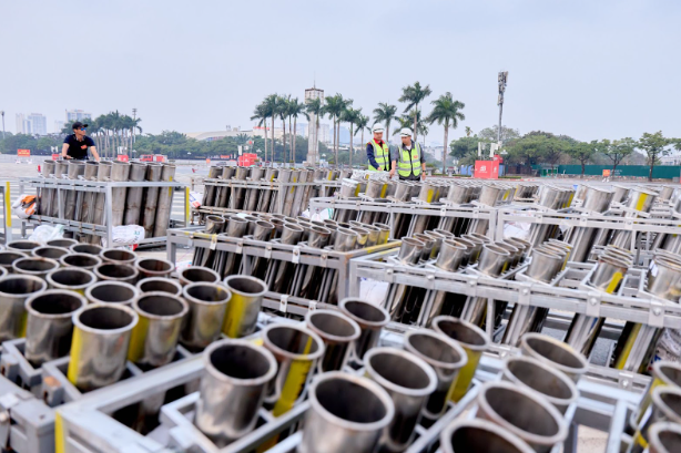 Trận địa pháo quanh sân Mỹ Đình