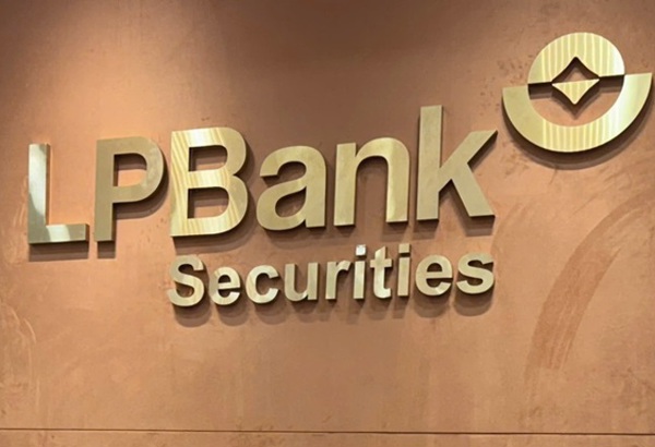 LPBS làm ăn ra sao trước thềm IPO?