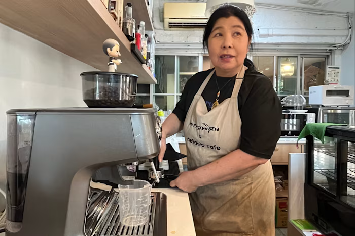 Sau bốn năm kinh doanh thành công, bà Tipvimol, 57 tuổi, buộc phải đóng cửa nhà hàng ở phía bắc Bangkok (Ảnh: FT)