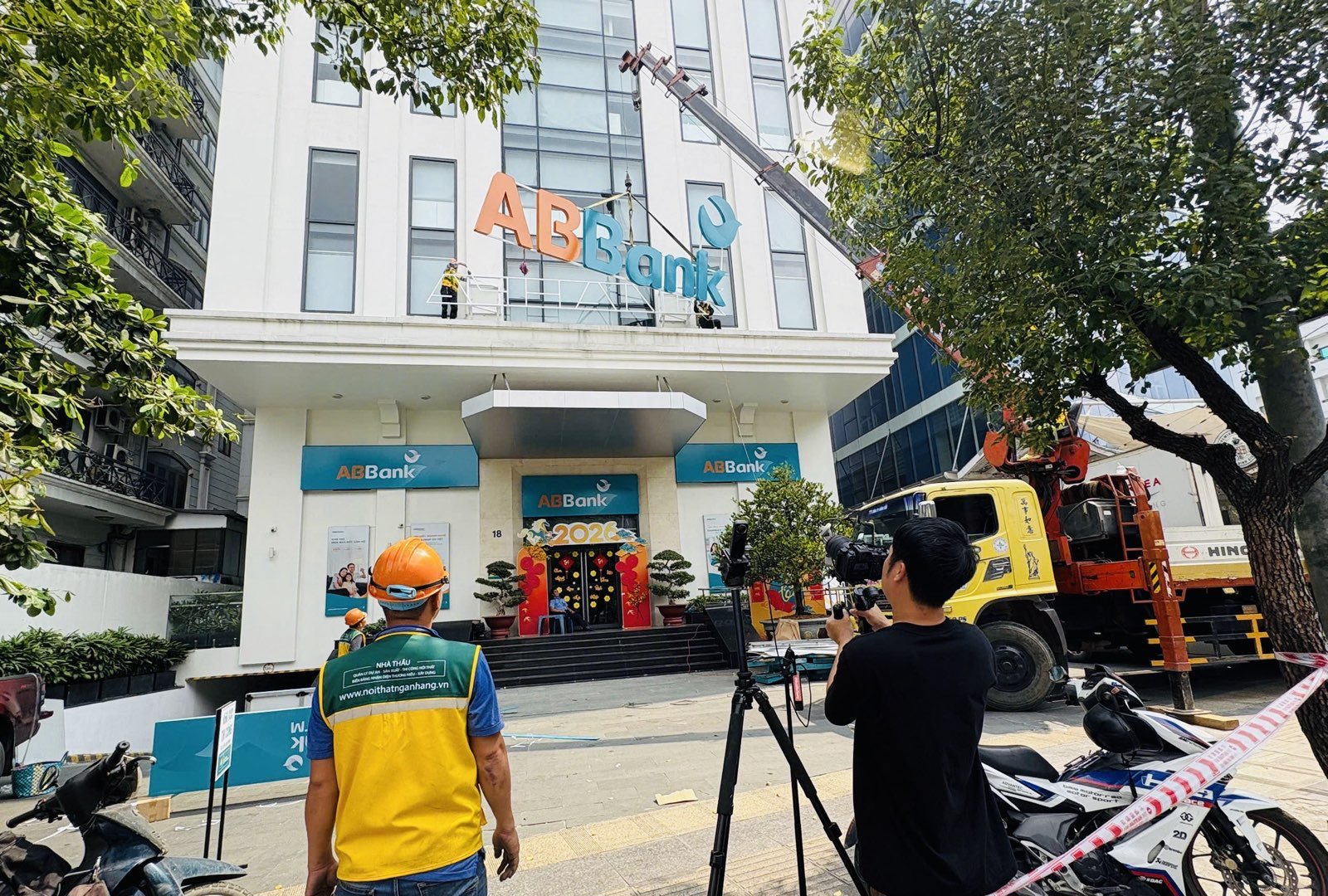 img8272639055478498980642