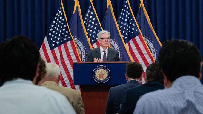 Fed giữ nguyên lãi suất