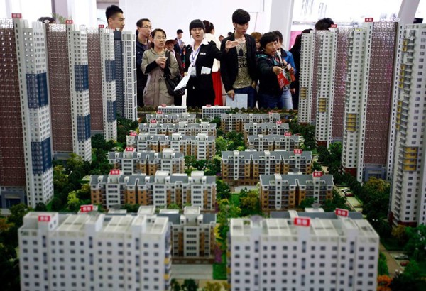 Giá nhà mới tại Trung Quốc tiếp tục giảm sâu