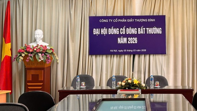 Người Vinaconex vào Giầy Thượng Đình