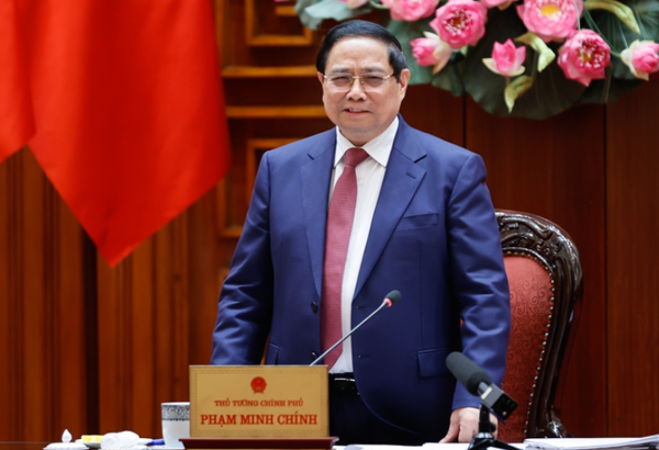 Thủ tướng: Nguồn cung xăng dầu hiện nay và các tháng tiếp theo vẫn được đảm bảo