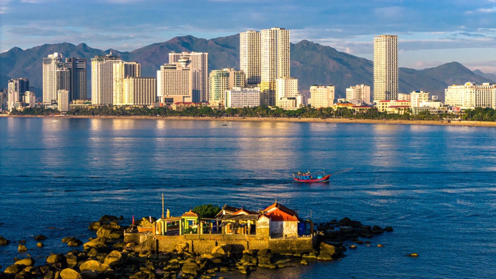 Nha Trang được mệnh danh là nơi đáng đến, đáng sống bậc nhất khu vực Nam Trung Bộ. Ảnh: Minh Tú 