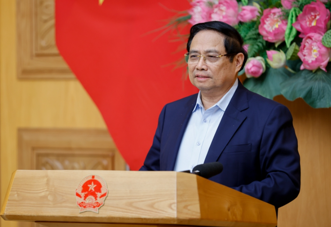 Thủ tướng: Không để thiếu xăng dầu, phấn đấu tự chủ về năng lượng