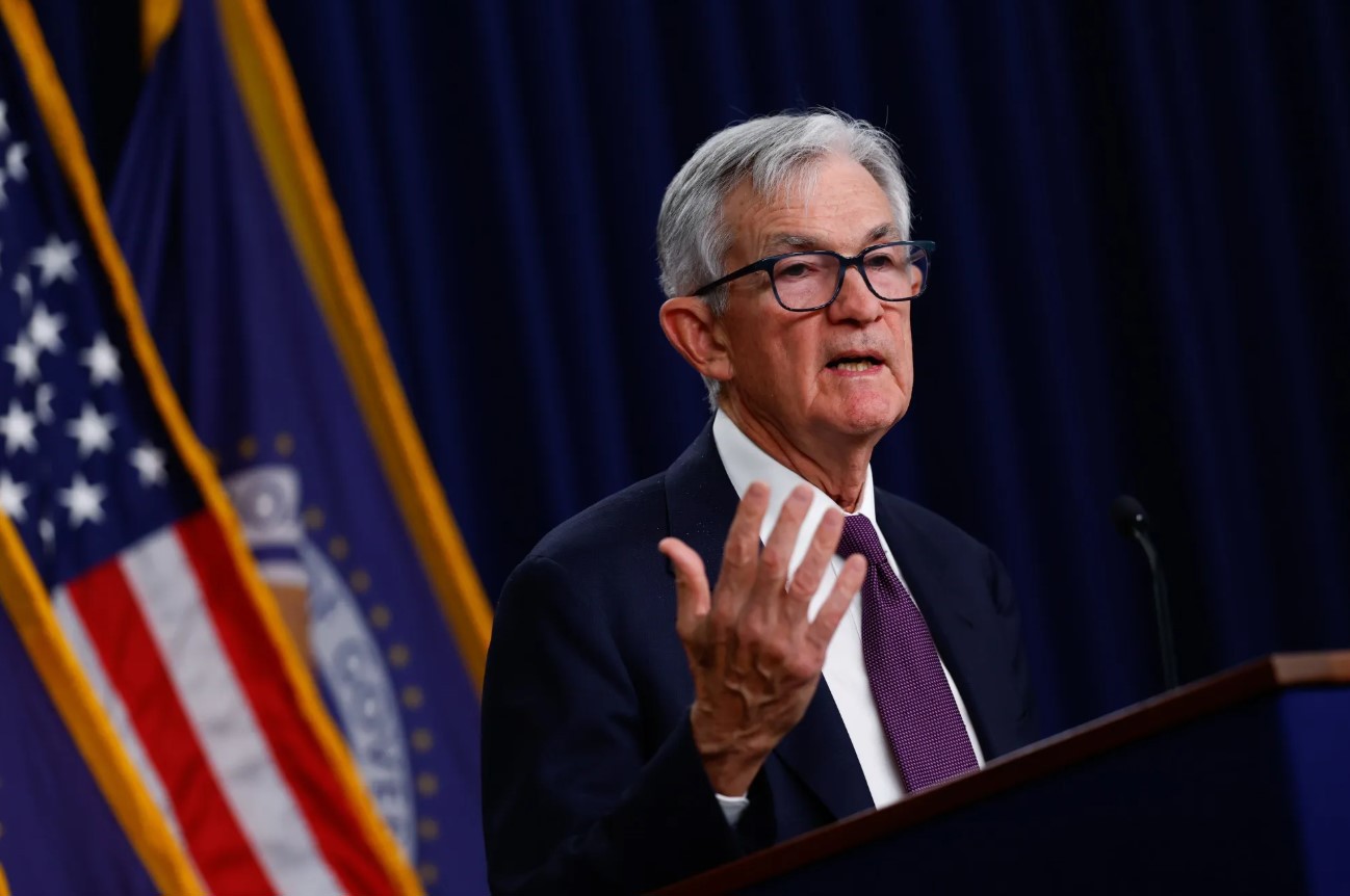 Ông Powell tuyên bố sẽ không rời Fed cho đến khi cuộc điều tra hoàn tất (Ảnh: Bloomberg)