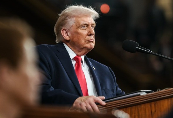 Hơn 20 bang kiện thuế nhập khẩu 10% của ông Trump