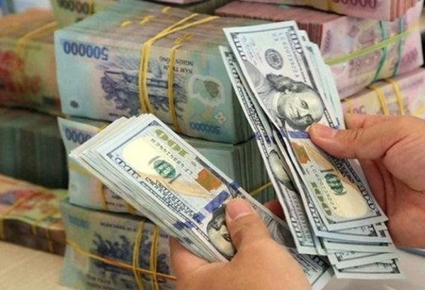 Tỷ giá nóng dần: Áp lực từ USD và xung đột Trung Đông