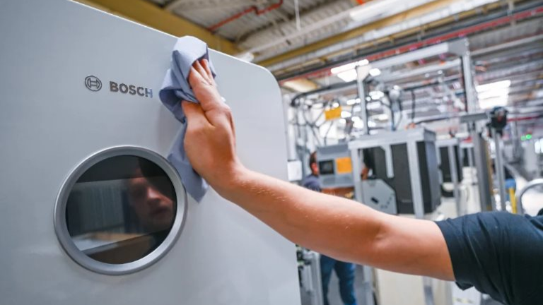 Sau Volkswagen, một 'ông lớn' sản xuất Đức cũng lên kế hoạch cắt giảm 8.000 nhân sự