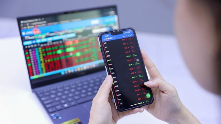Từ 1/1/2025, ngừng giao dịch chứng khoán online với các tài khoản sau