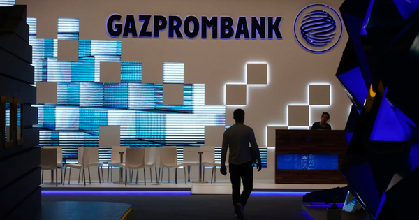 Chịu 'cú sốc' lớn vì 'gậy ông đập lưng ông', EU tức tốc yêu cầu Mỹ tìm cách giảm nhẹ lệnh trừng phạt với Nga