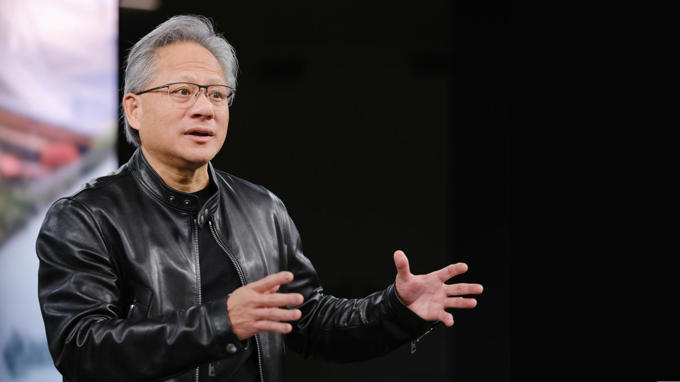 Jensen Huang, Steve Jobs và Elon Musk thừa nhận sợ hãi khi phải phát biểu trước đám đông: 'Tôi không sinh ra để biểu diễn, tôi chỉ là một anh chàng kỹ sư thôi'