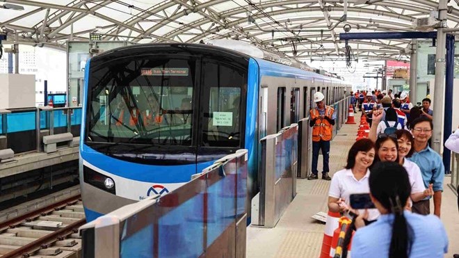 Từ ngày 2-1-2025, người dân tạo mã QR để đi metro
