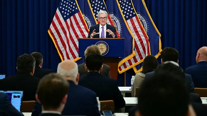 Fed hạ lãi suất như kỳ vọng, không cam kết giảm thêm vào kỳ họp tới