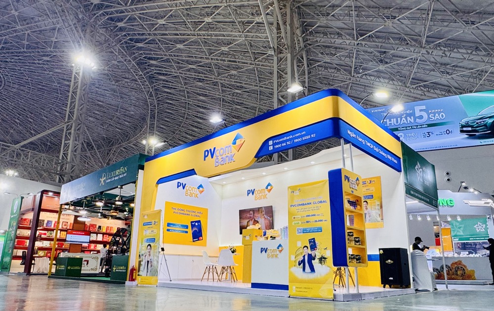 Gian hàng PVcomBank tại Khu 