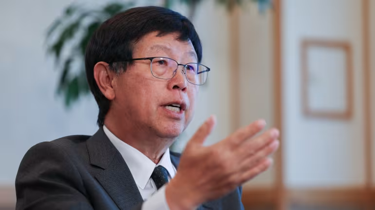 Chủ tịch kiêm Tổng giám đốc điều hành Foxconn Young Liu phát biểu trong buổi phỏng vấn ngày 4 tháng 11 tại Tokyo.