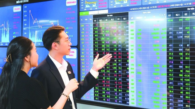 Thông tư 102: Siết chuẩn an toàn tài chính, không “bóp” cho vay margin