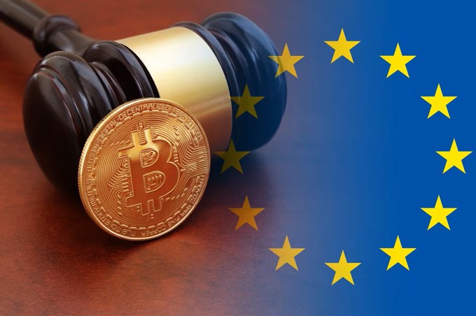 EU sẽ quản lý thị trường chứng khoán và crypto giống Mỹ