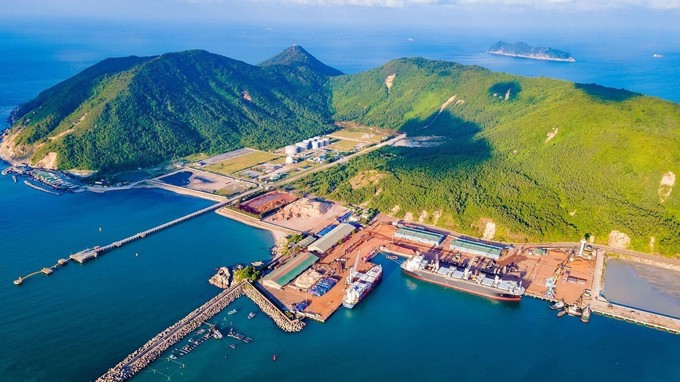 Vingroup làm cảng quốc tế gần 9.000 tỷ đồng tại quê nhà tỷ
phú Phạm Nhật Vượng