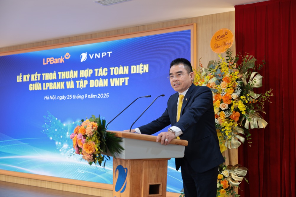 Ông Hồ Nam Tiến - Phó Chủ tịch Thường trực HĐQT LPBank phát biểu tại sự kiện.