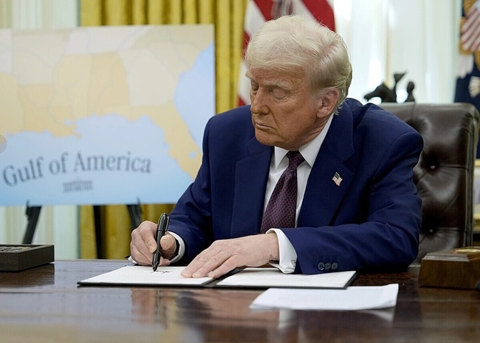 Ông Trump miễn thuế cho hàng loạt thực phẩm nhập khẩu