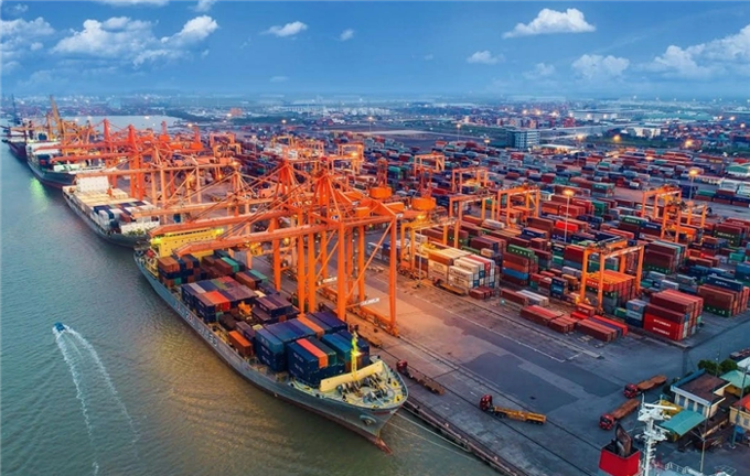 Xuất nhập khẩu Việt Nam có thể đạt mốc 920 tỷ USD trong năm 2025, lọt top 15 thế giới