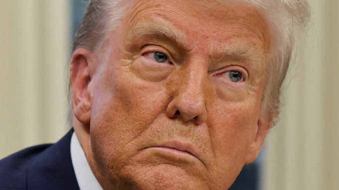 Ông Trump nói thuế quan làm dân Mỹ 'đau đớn', nhưng sẽ 'làm Mỹ vĩ đại trở lại'