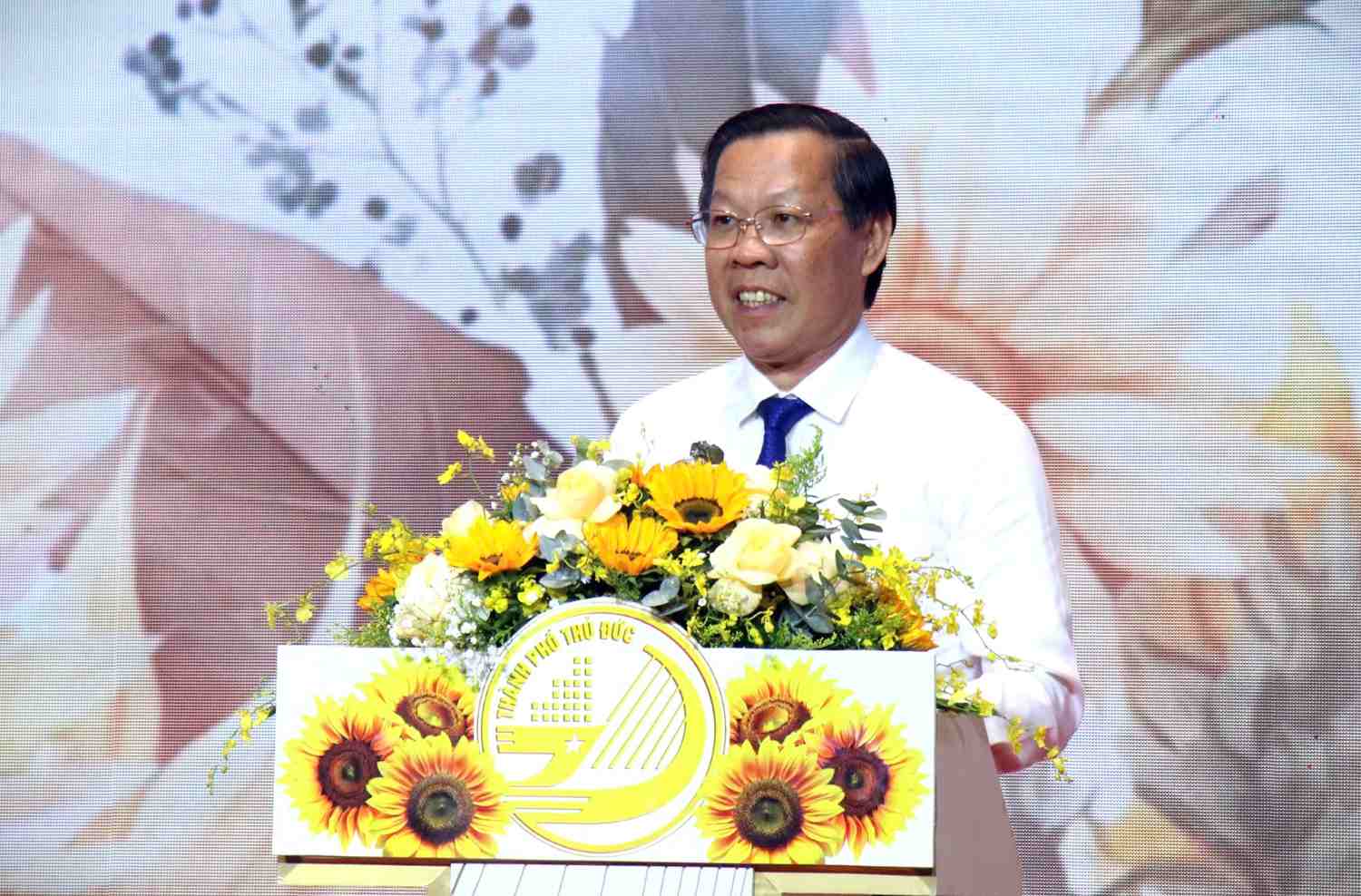 Chủ tịch UBND TPHCM Phan Văn Mãi. Ảnh: Minh Quân