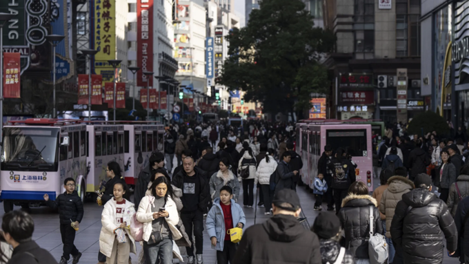 CPI tăng mạnh hơn dự báo, điểm sáng hiếm hoi của kinh tế Trung Quốc