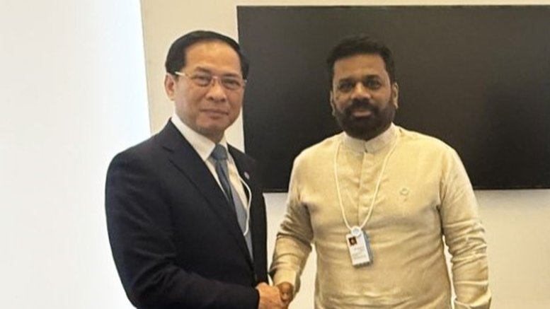 Phó Thủ tướng Bùi Thanh Sơn và Tổng thống Sri Lanka Anura Kumara Dissanayake (Ảnh: VGP)