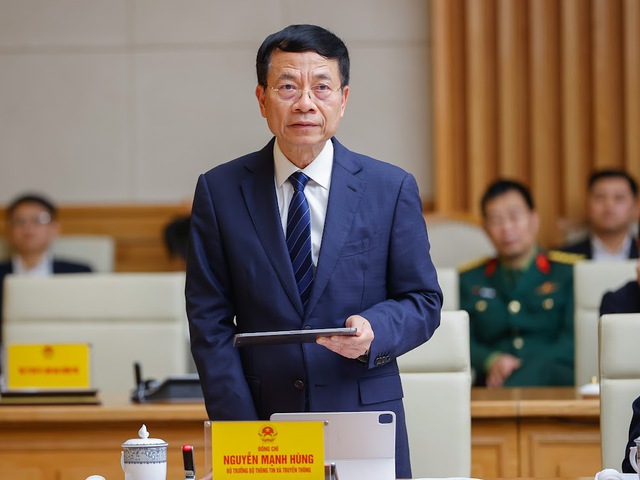 Bộ trưởng Bộ Thông tin và Truyền thông Nguyễn Mạnh Hùng (Ảnh: VGP)