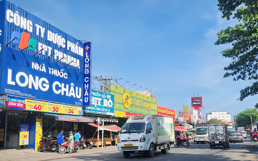Một đoạn đường Bùi Văn Hoà (Ảnh: Báo Đồng Nai)