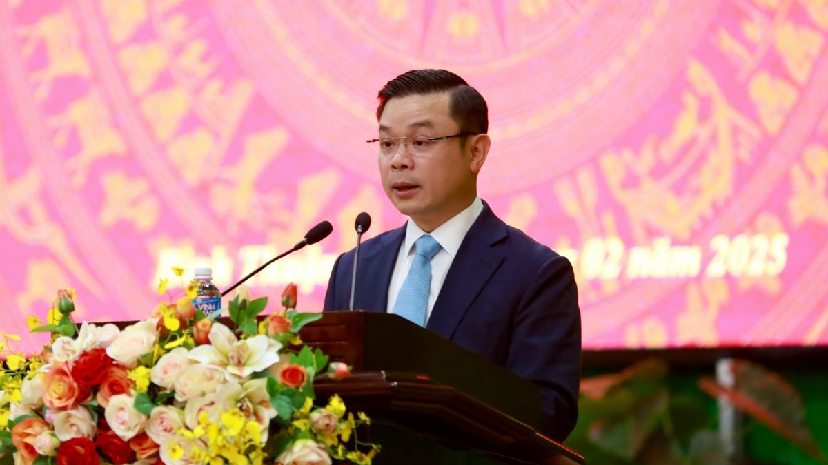 Ông Đỗ Hữu Huy - tân Chủ tịch UBND tỉnh Bình Thuận Ông Đỗ Hữu Huy - tân Chủ tịch UBND tỉnh Bình Thuận