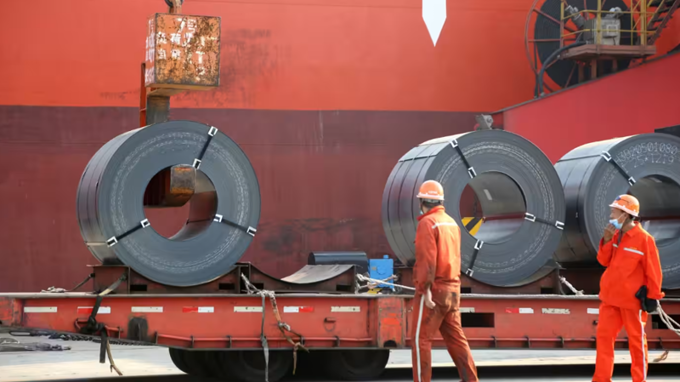 Việt Nam áp thuế chống bán phá giá thép Trung Quốc