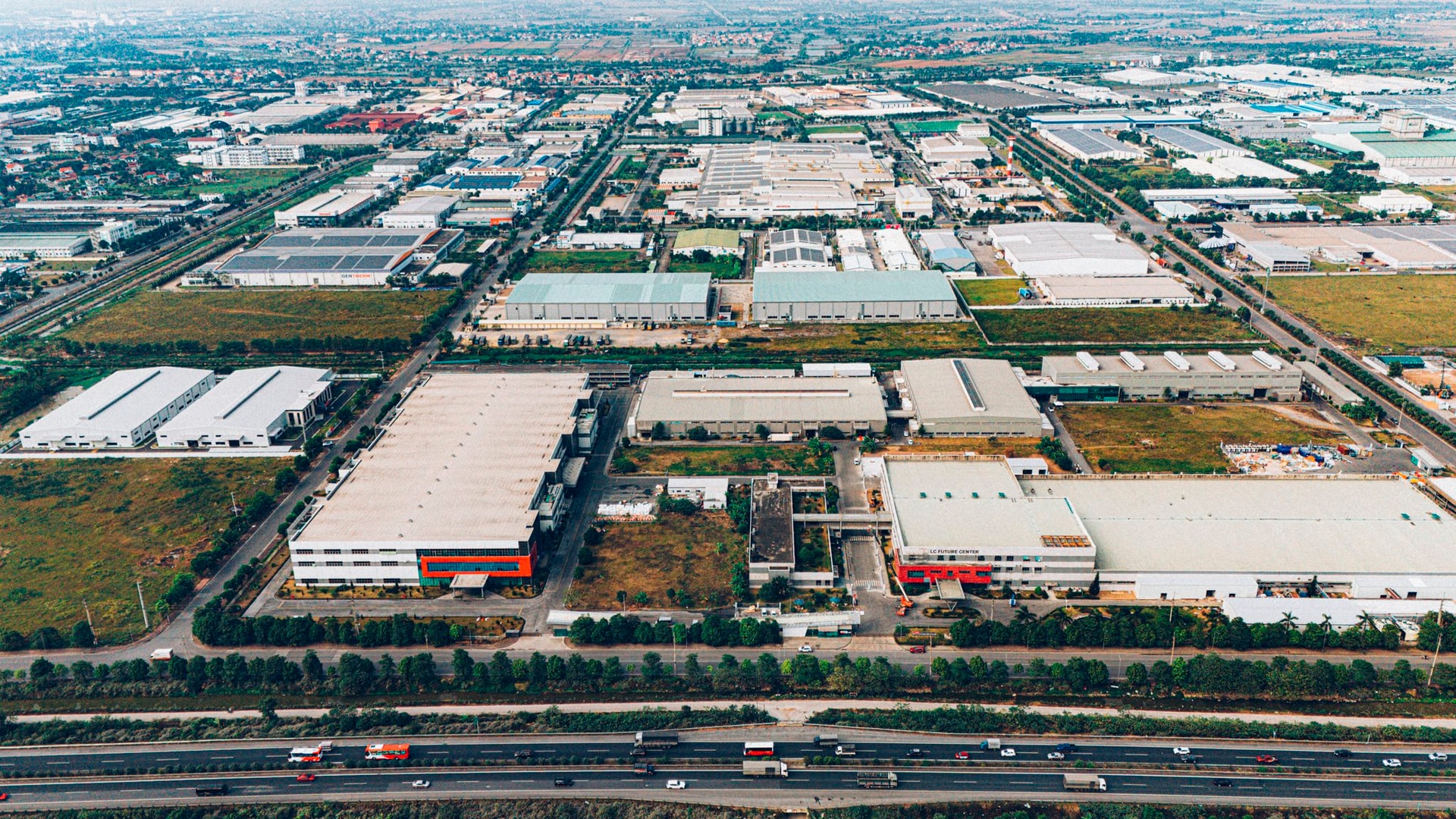 Thị xã Duy Tiên đặt mục tiêu trở thành đô thị chuyên ngành công nghiệp - dịch vụ.