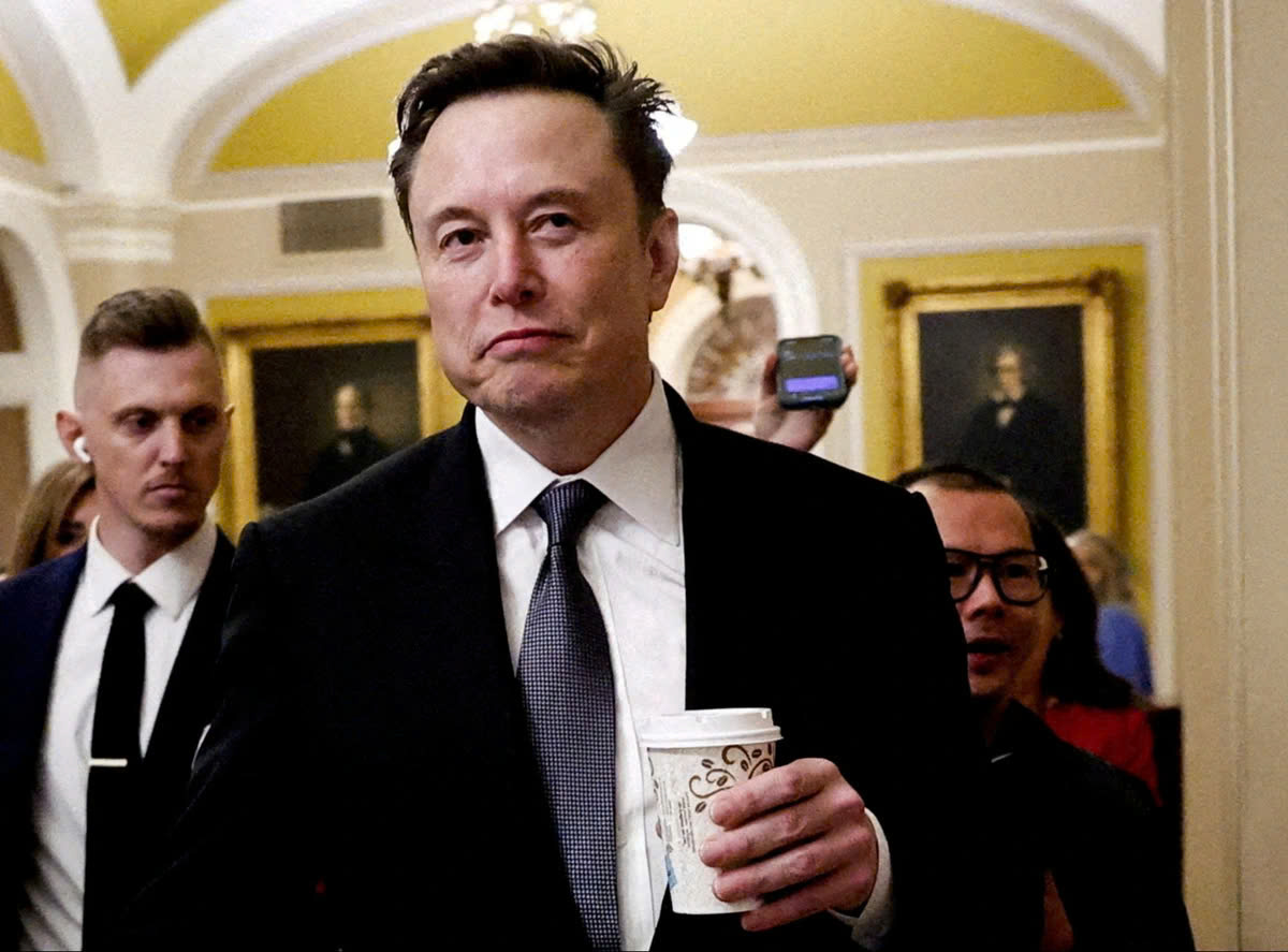 Tỉ phú Elon Musk, lãnh đạo DOGE - Ảnh: REUTERS
