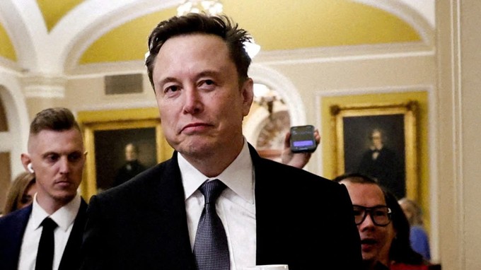 Ông Musk 'mạnh mẽ cải tổ' hay vượt quyền?