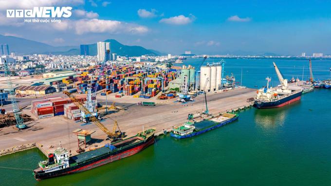 Chiêm ngưỡng cảng Quy Nhơn, thương cảng lớn của miền Trung - Tây Nguyên: Mắt xích quan trọng của chuỗi cung ứng khu vực