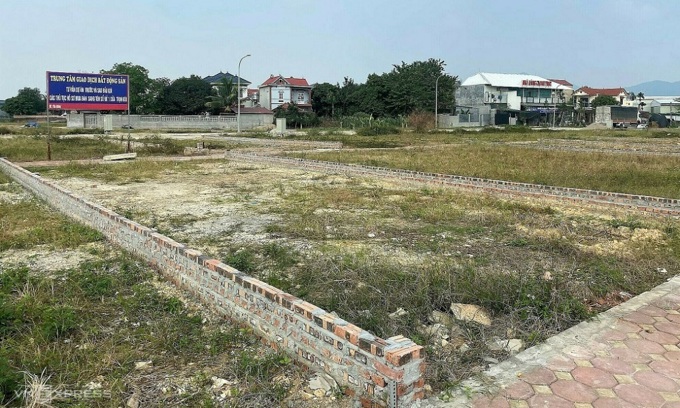 Đi xuất khẩu lao động, gửi tiền mua đất 10 triệu/m², 15 năm sau giá tăng gấp 20 lần!