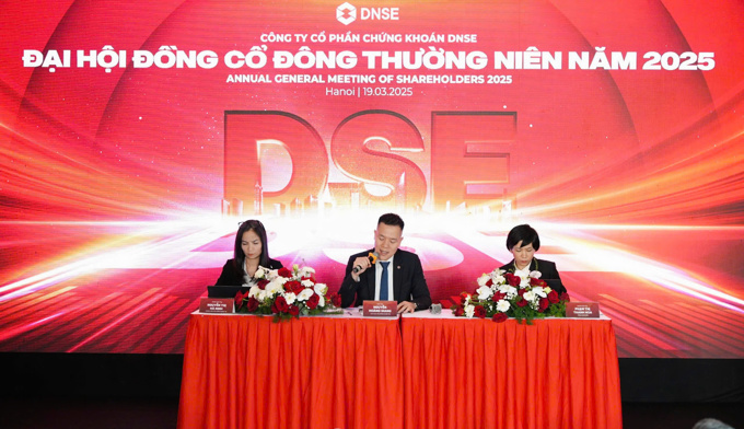 AGM 2025 DNSE: "Chốt" tăng vốn lên 4.300 tỷ đồng, huy động 1.200 tỷ đồng từ trái phiếu